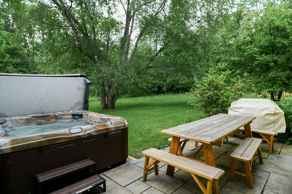 The 1820 House Stowe outdoor